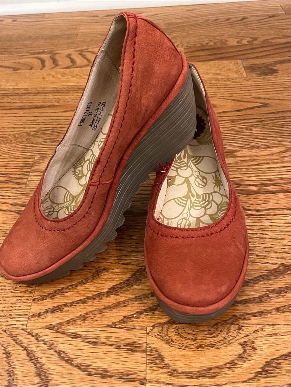 Fly London Womens Yoni Wedge Leather Pump Brick Red EU 37 US 6.5-7